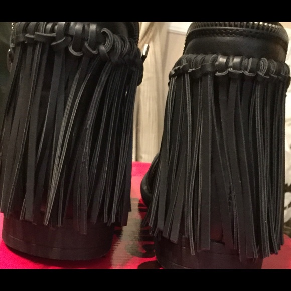 NEW LEATHER BOOTSIES - Picture 3 of 3